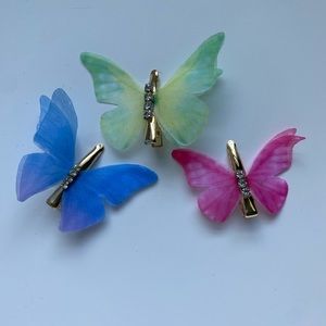 Emijay x Djerf Avenue butterfly clips